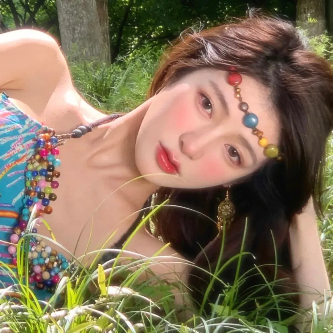 伊芙与火马
